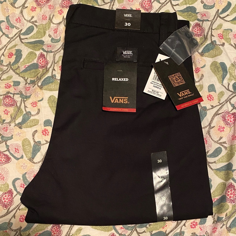 Vans Men's Black Relaxed Chinos